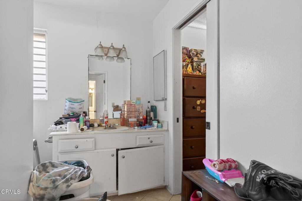 729 Ivywood Drive