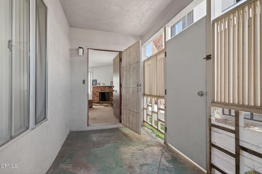 729 Ivywood Drive