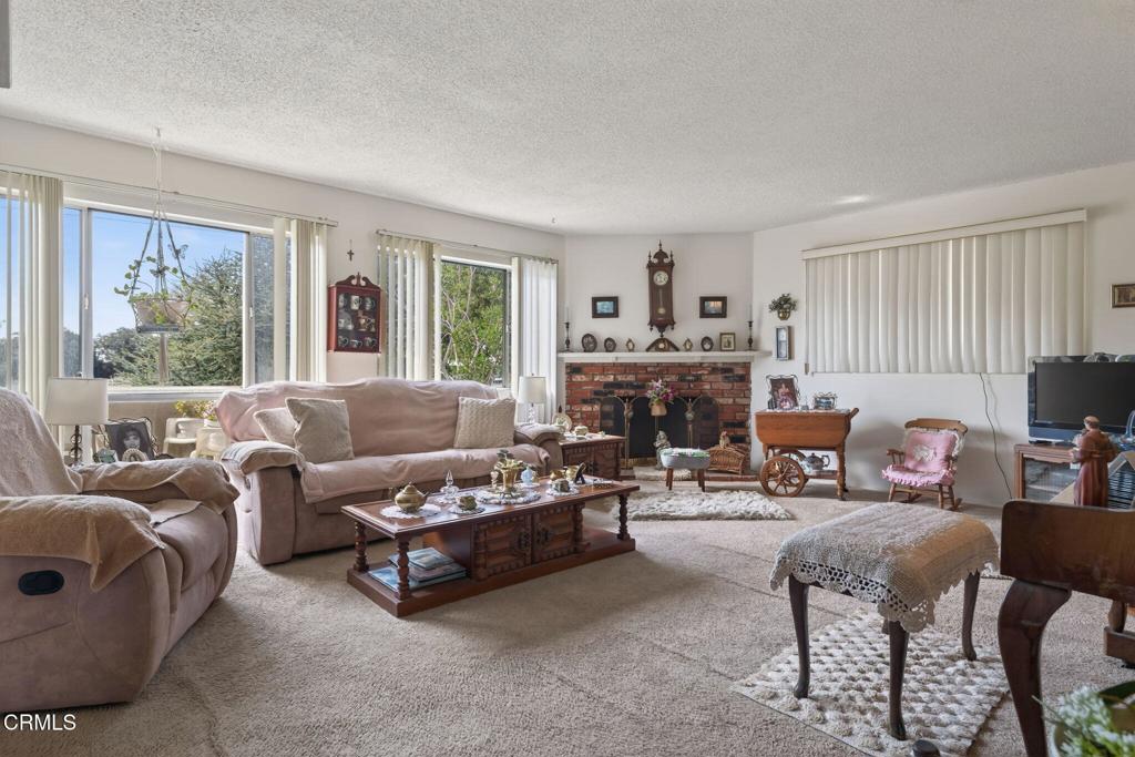 729 Ivywood Drive