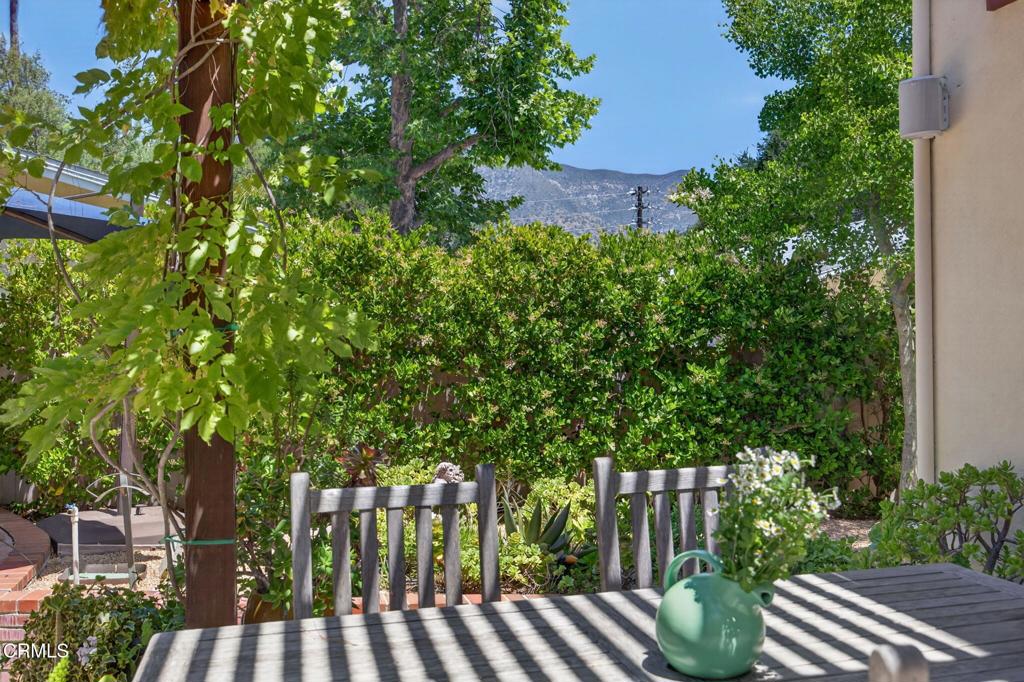 309 S Signal Street