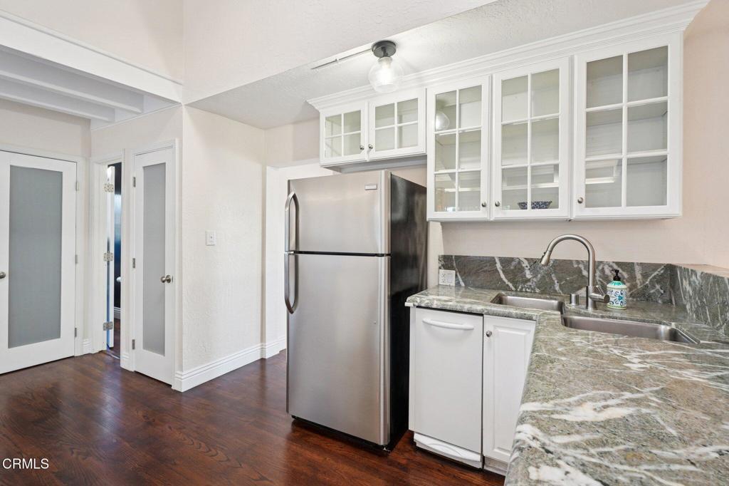 999 Waterbury Lane
