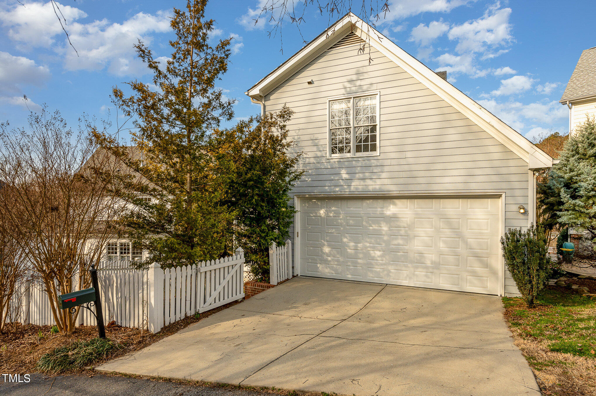 214 Glade Street