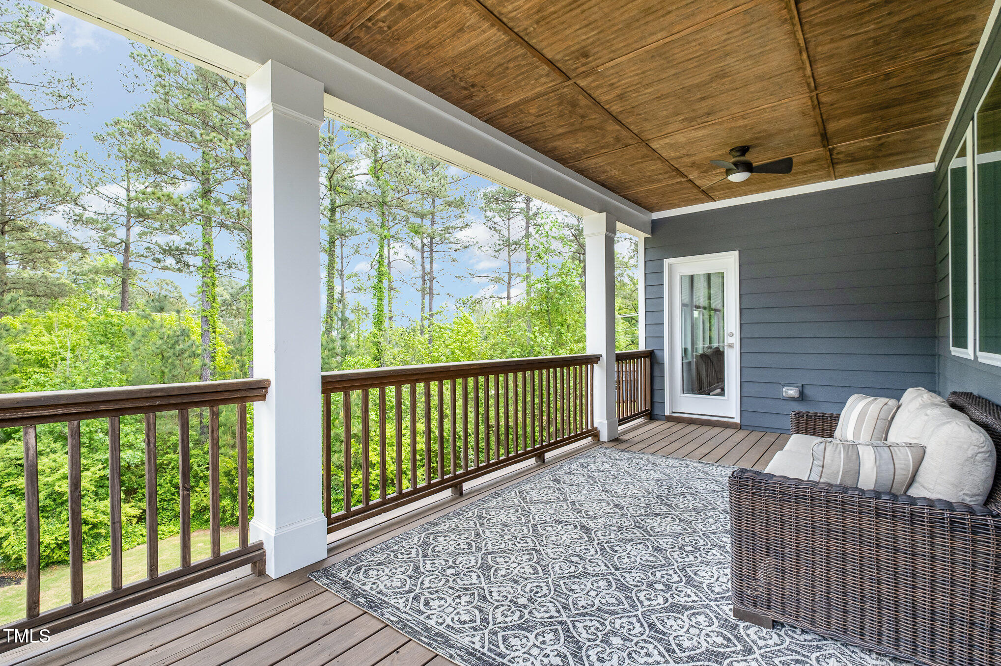 1112 Valley Rose Way