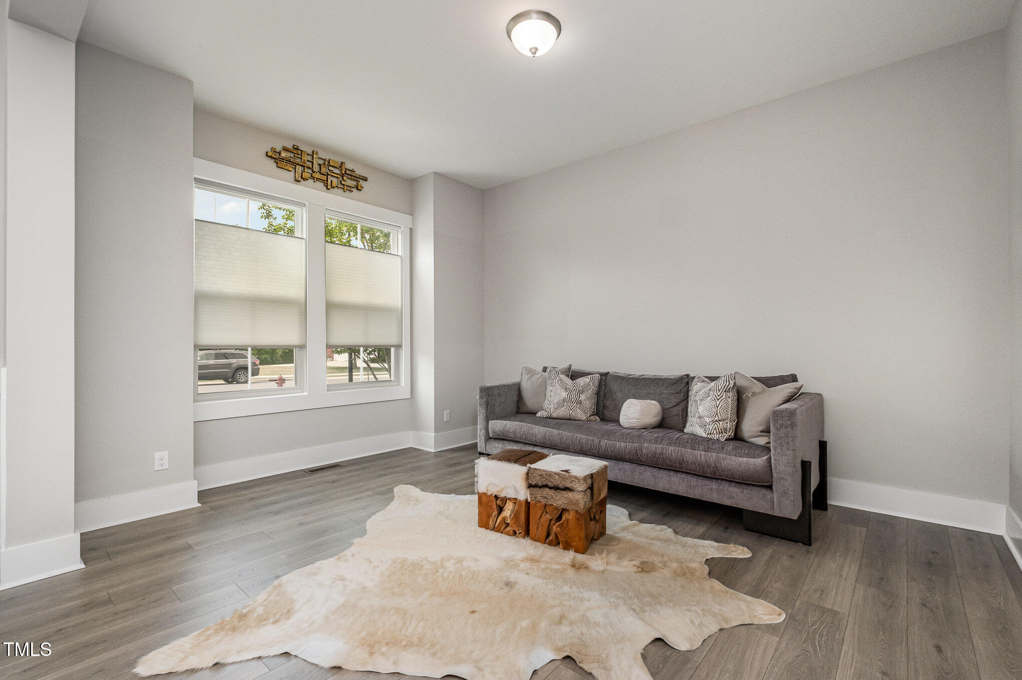 1112 Valley Rose Way