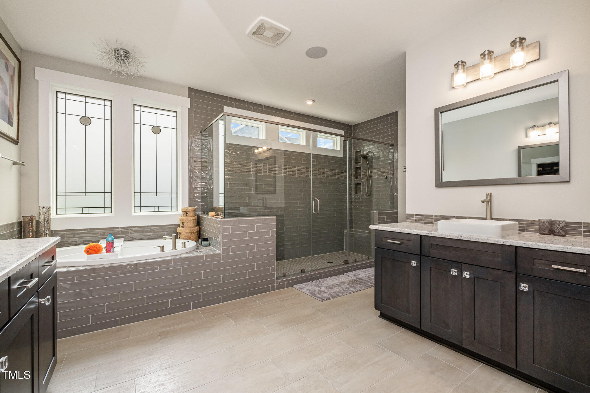 1112 Valley Rose Way