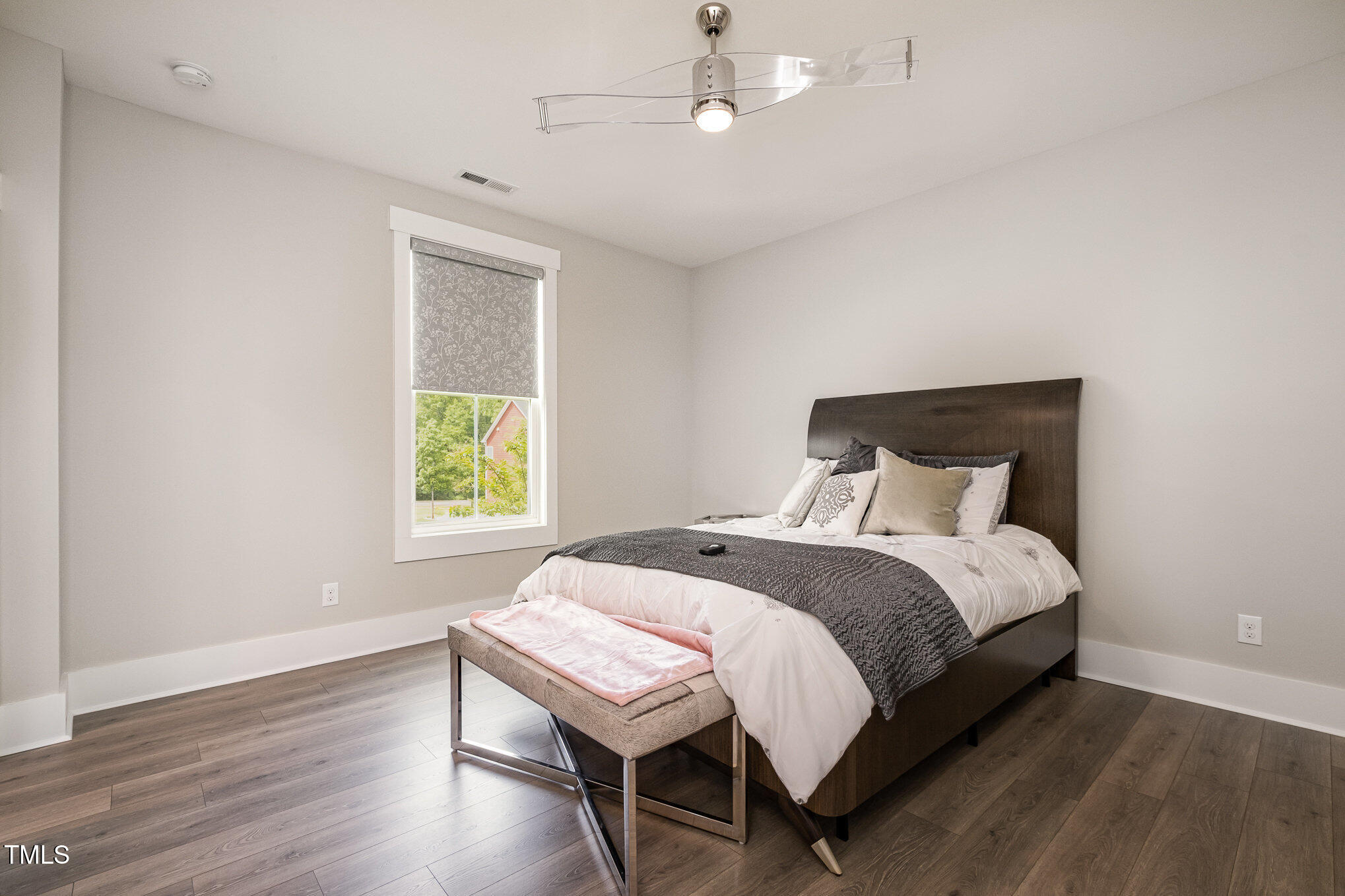 1112 Valley Rose Way