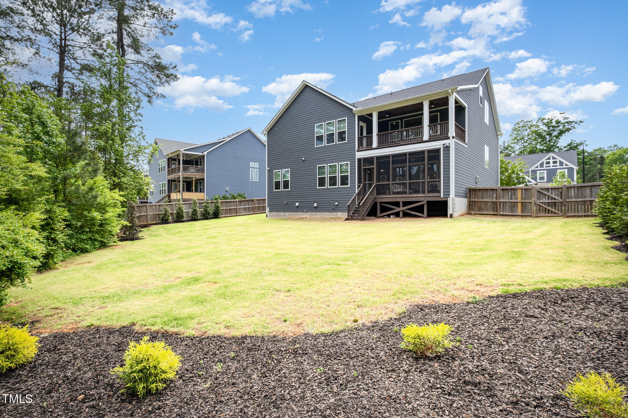 1112 Valley Rose Way