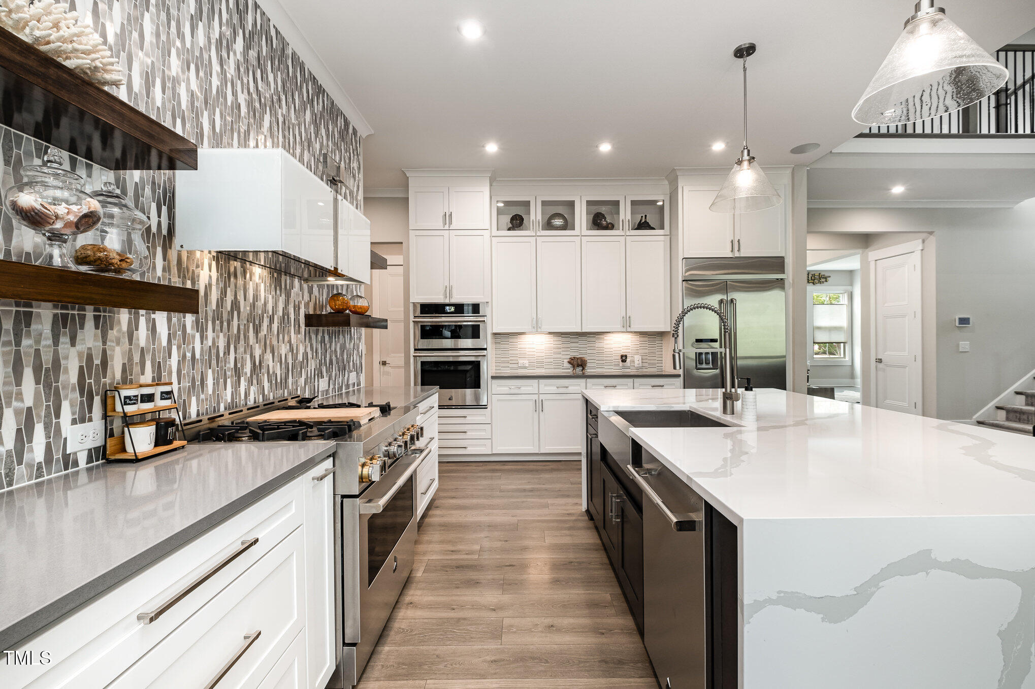 1112 Valley Rose Way