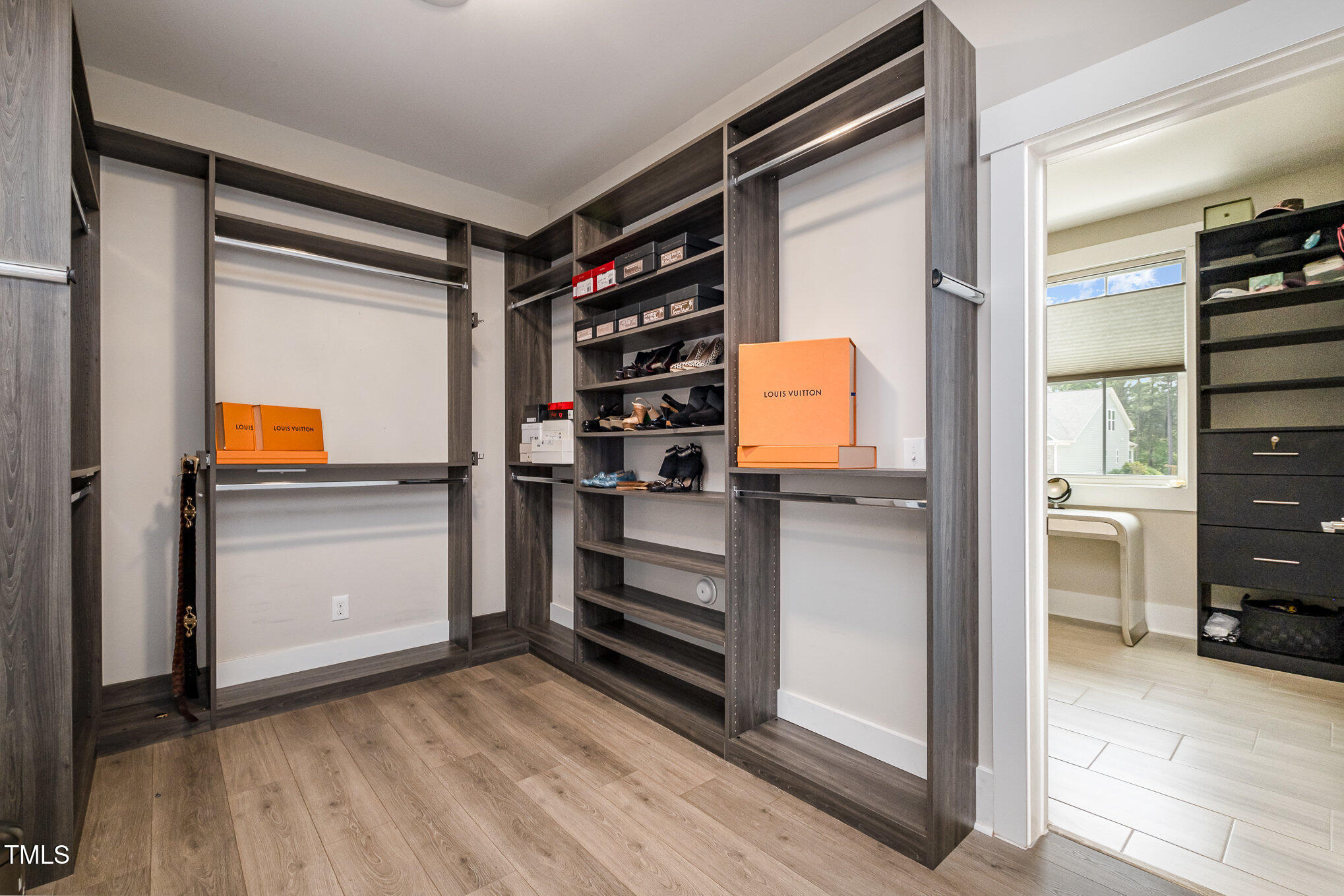 1112 Valley Rose Way