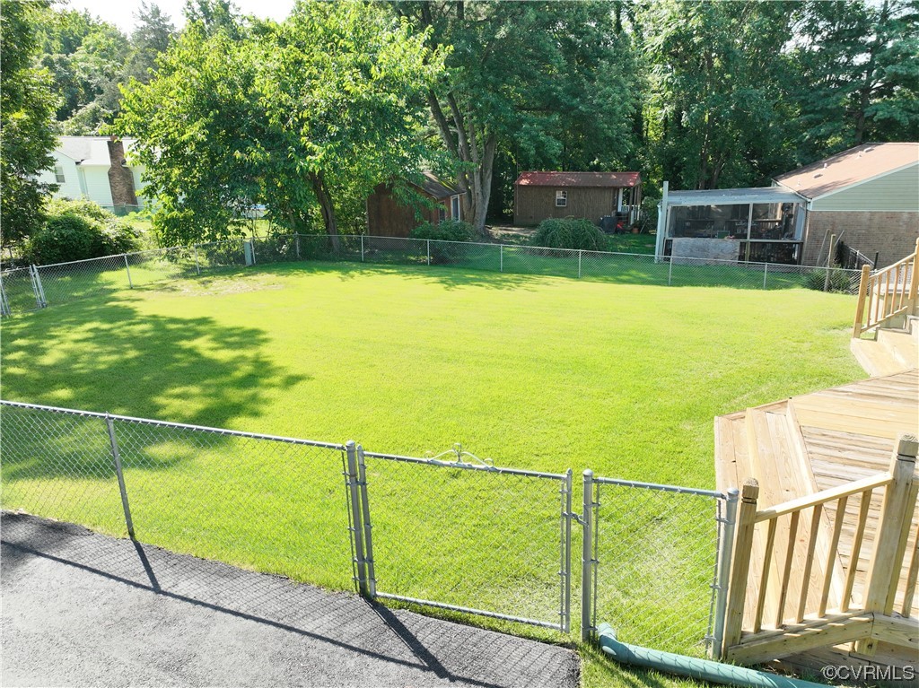 7403 Edgewood Ave