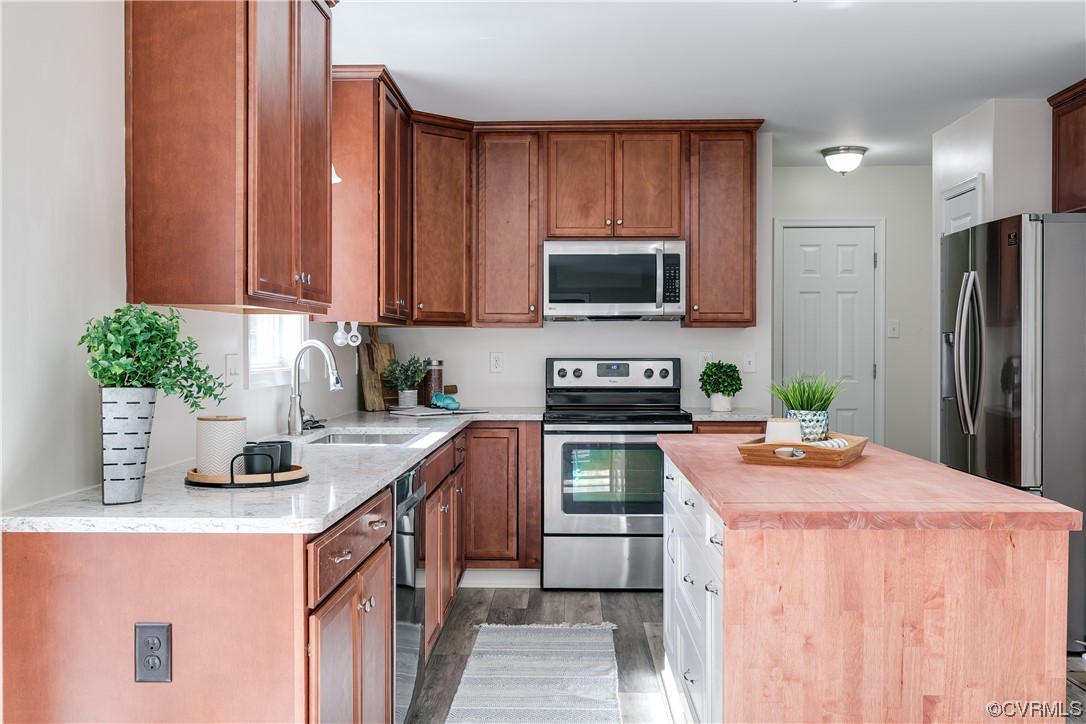 2136 Haleford Ct