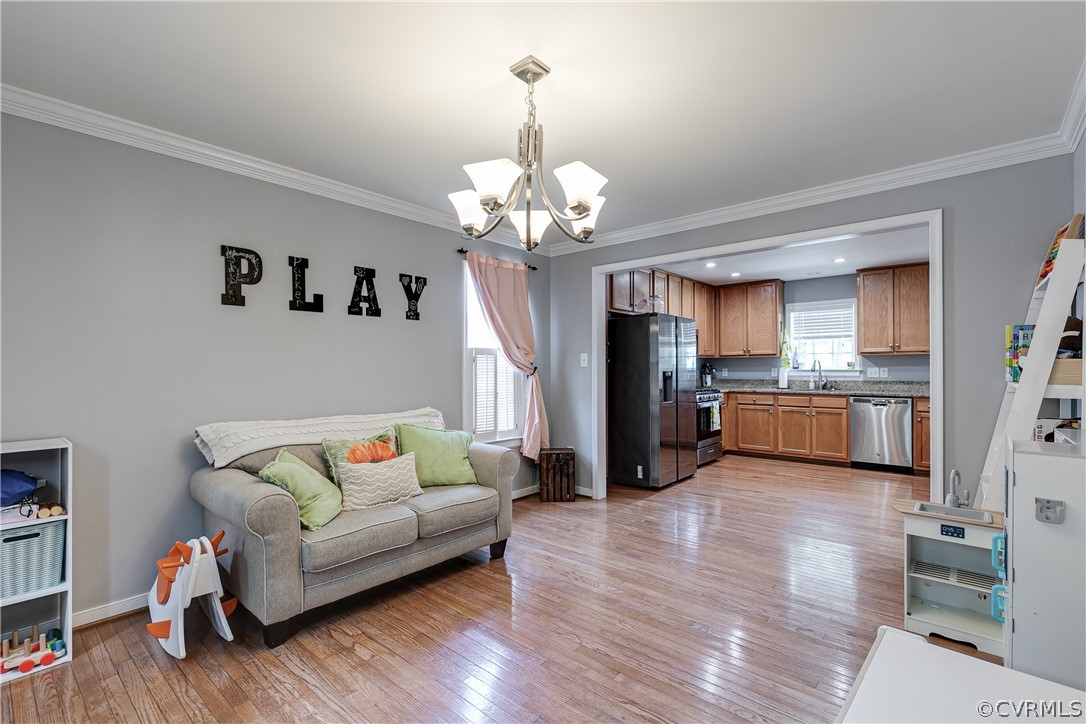 6926 Dartmouth Ave