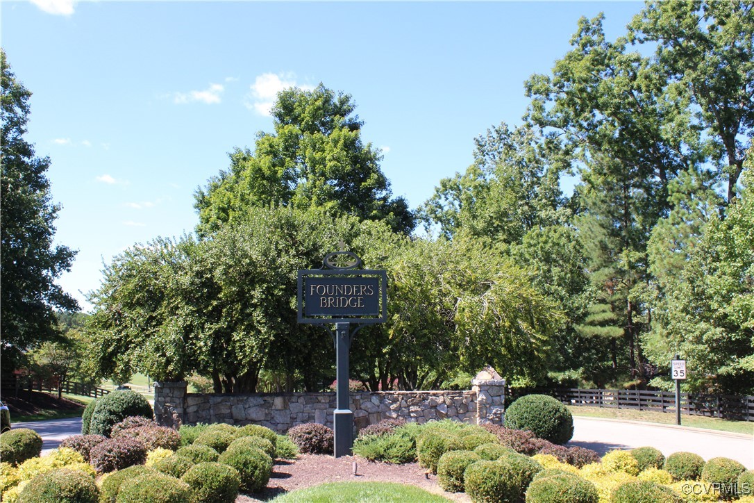 19061 Founders Knoll Ter