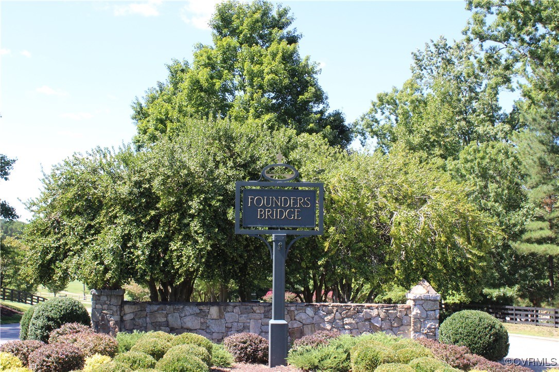 19061 Founders Knoll Ter