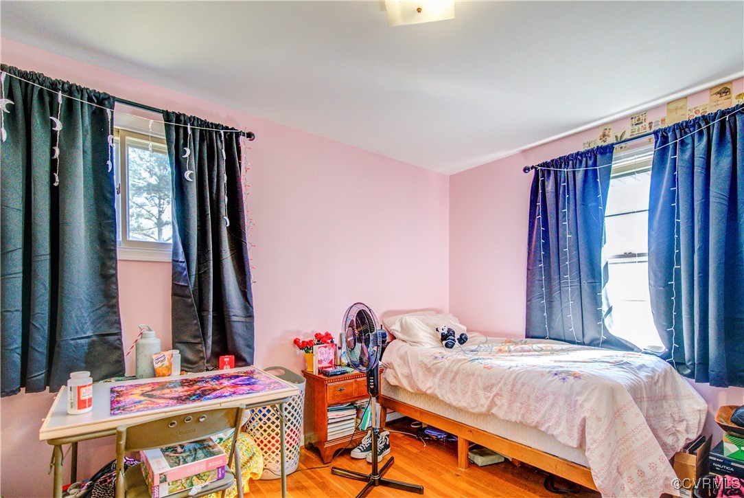 8802 Greenford Dr