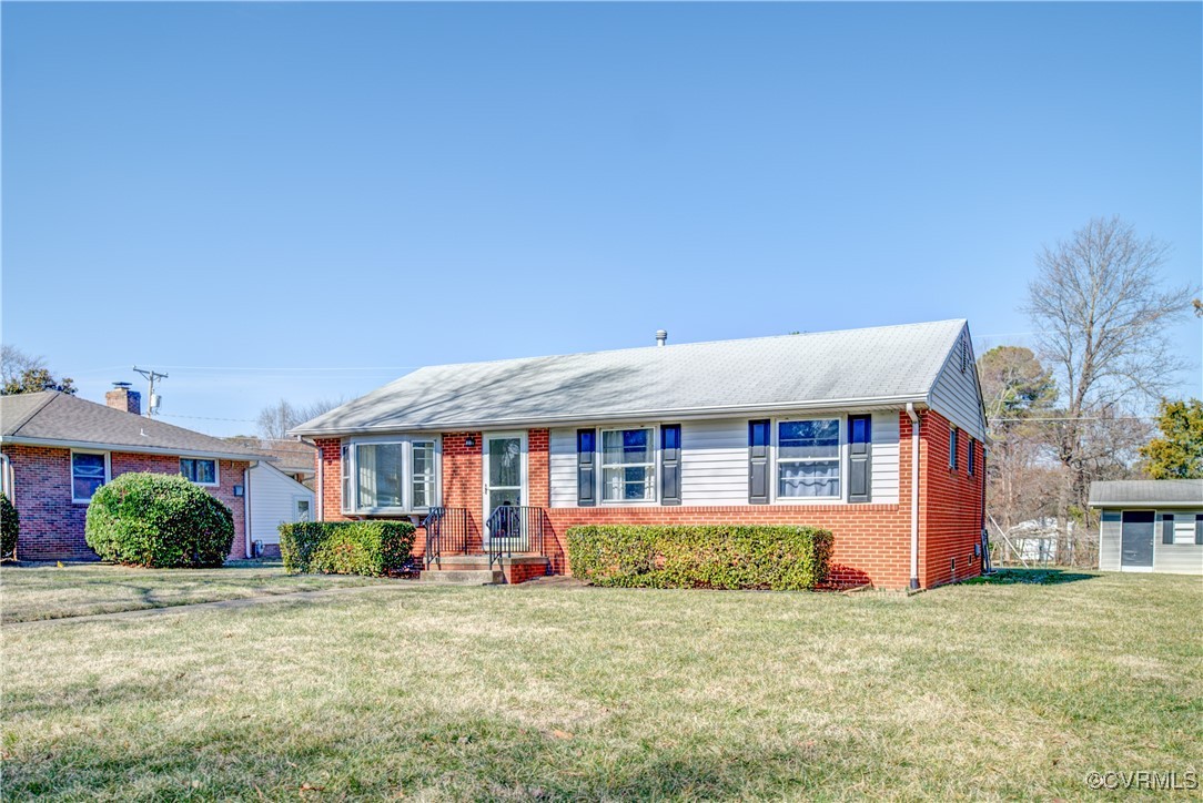 8802 Greenford Dr
