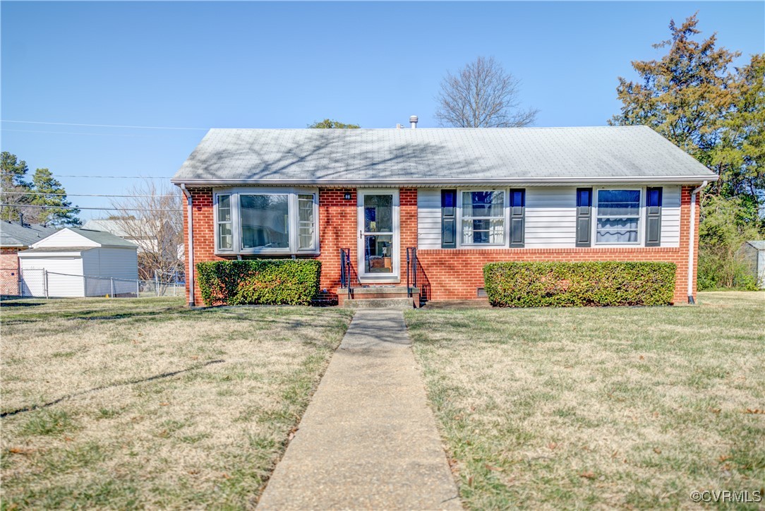 8802 Greenford Dr