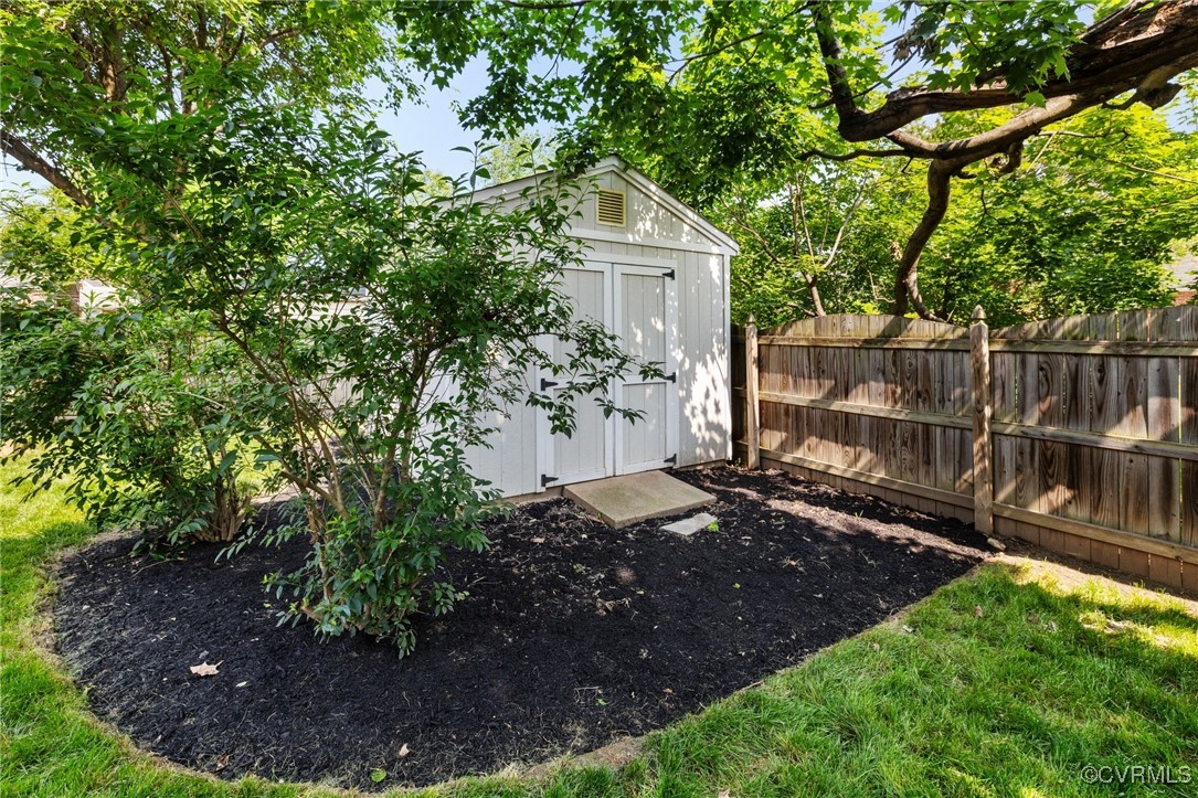 2402 New Berne Rd