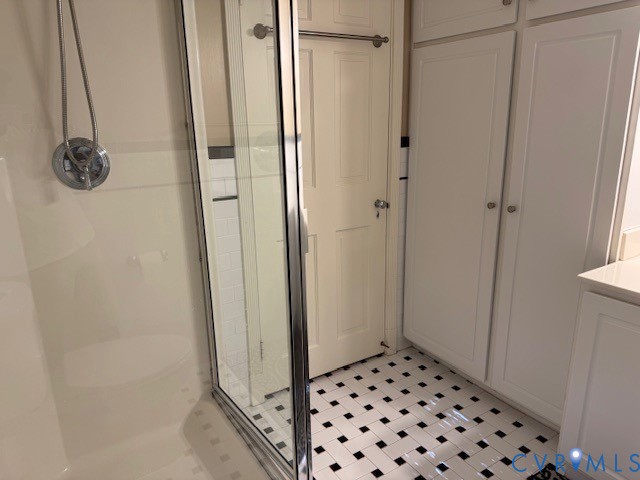 19 W Locke Ln Unit#1