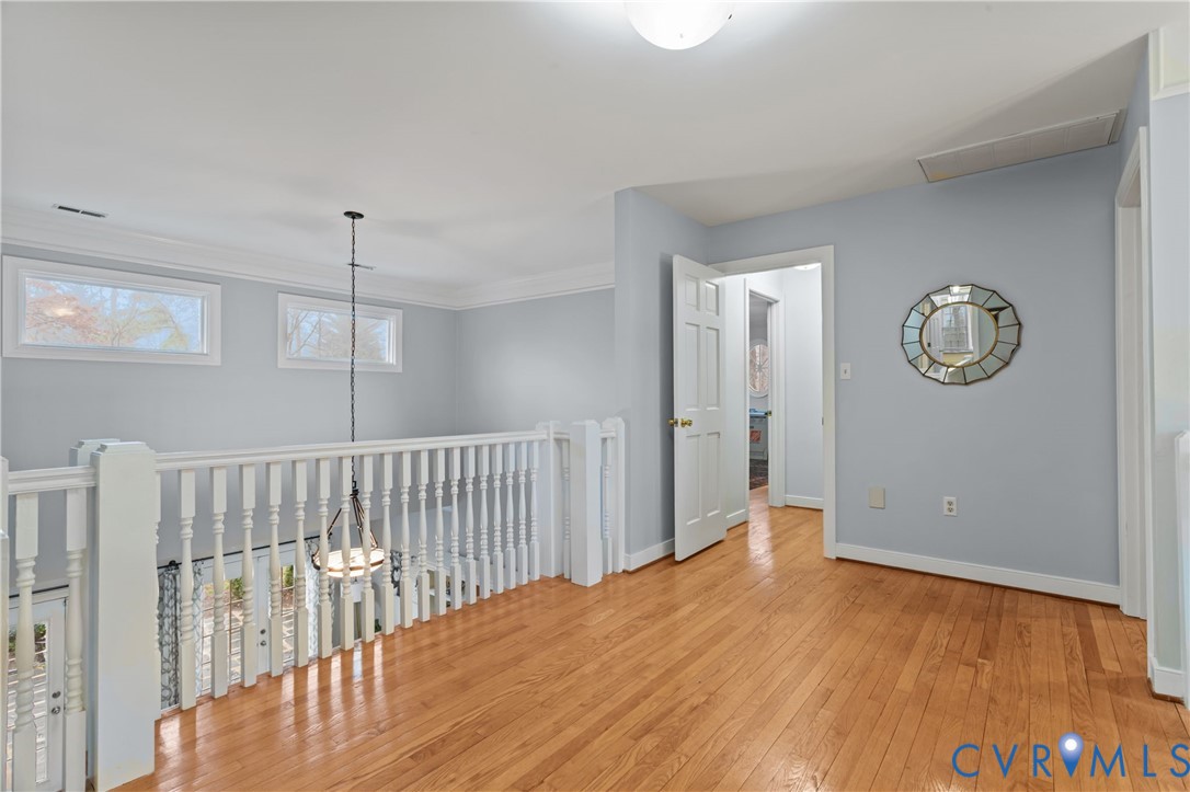 2121 Christendom Dr