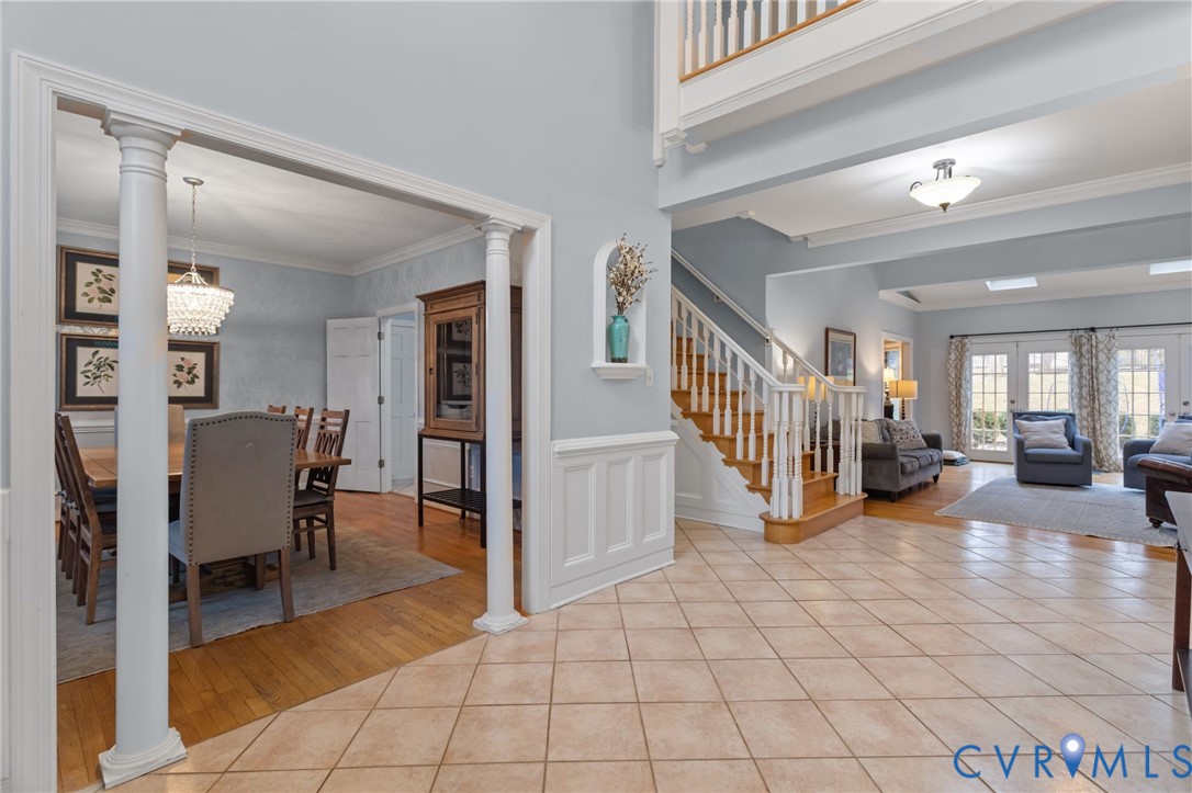 2121 Christendom Dr