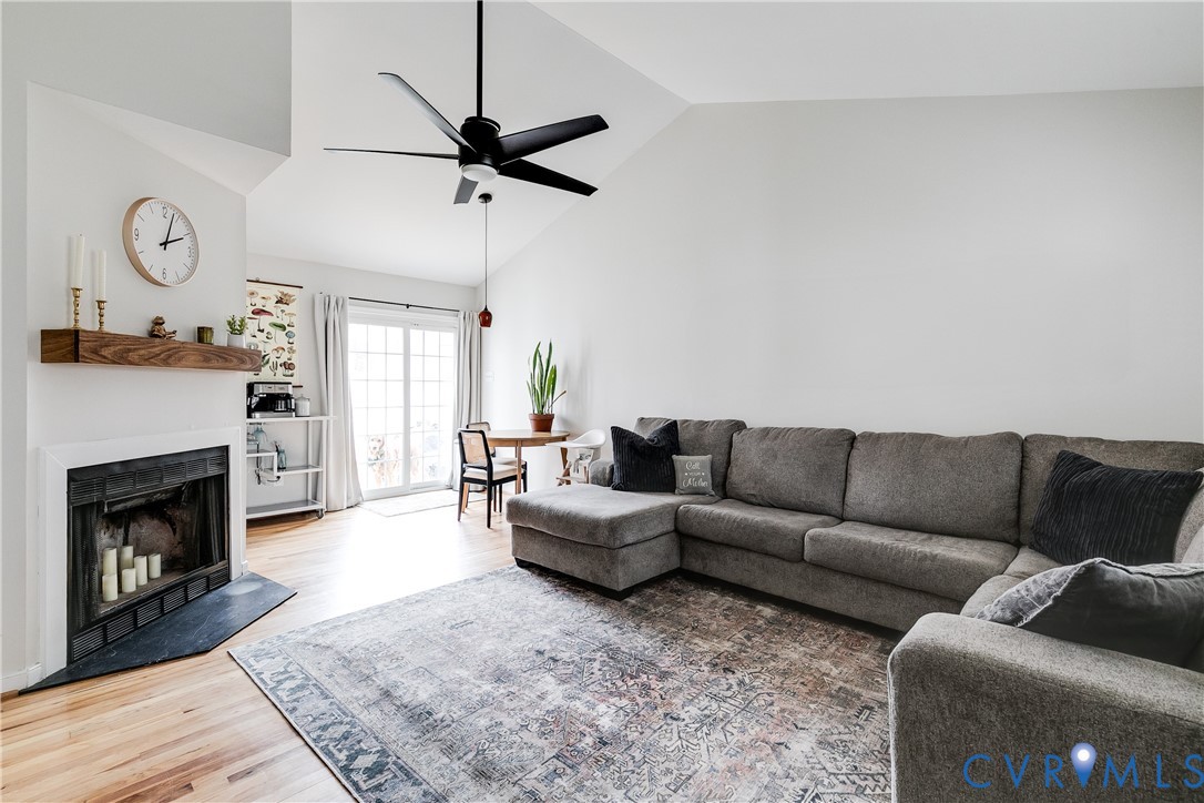 2709 Lawland Dr