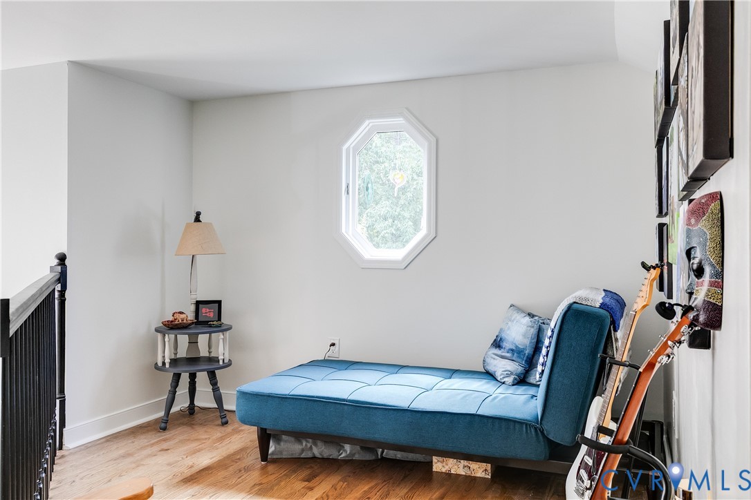 1800 Fairwind Cir