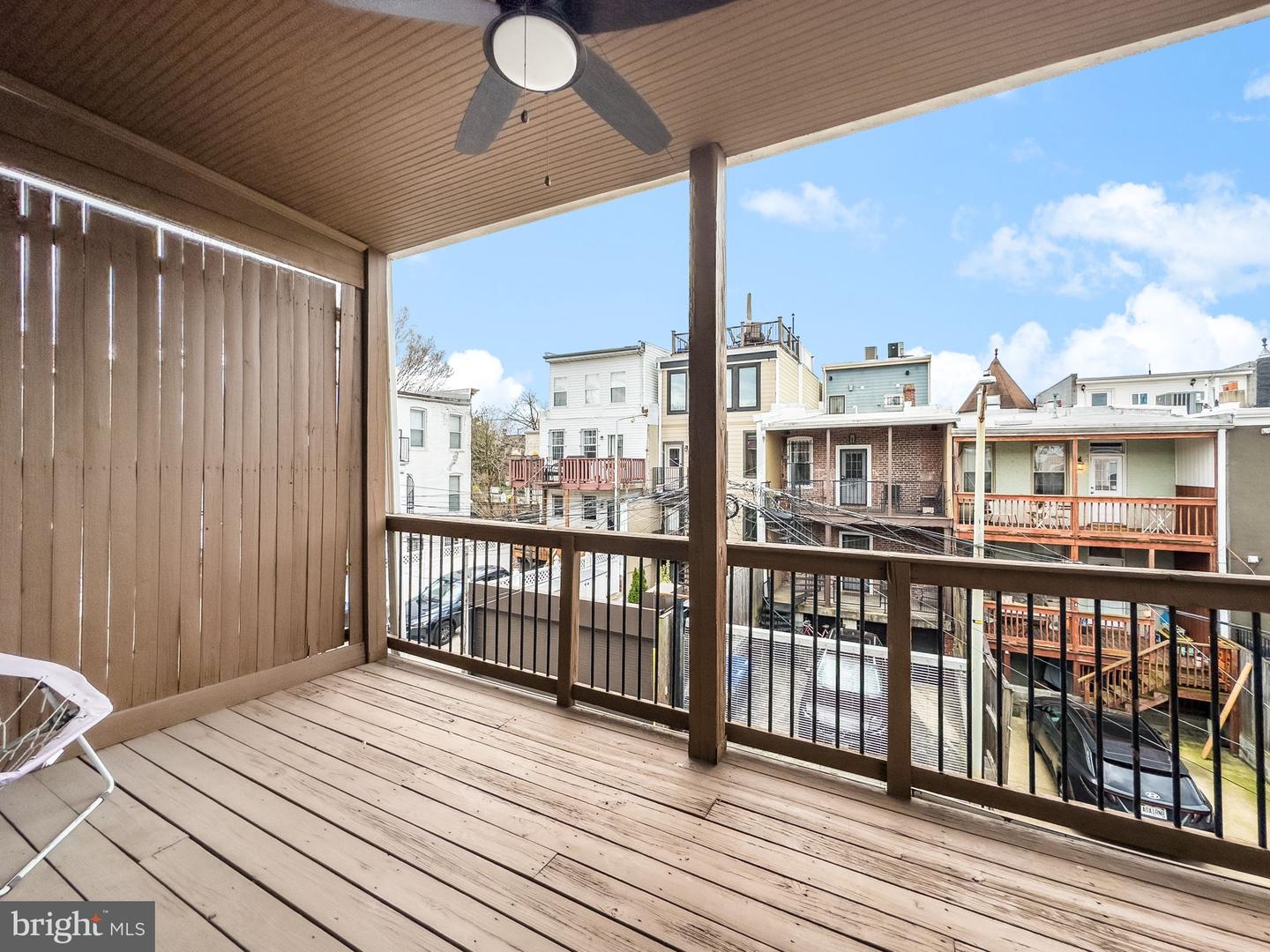 27 Todd Pl NE