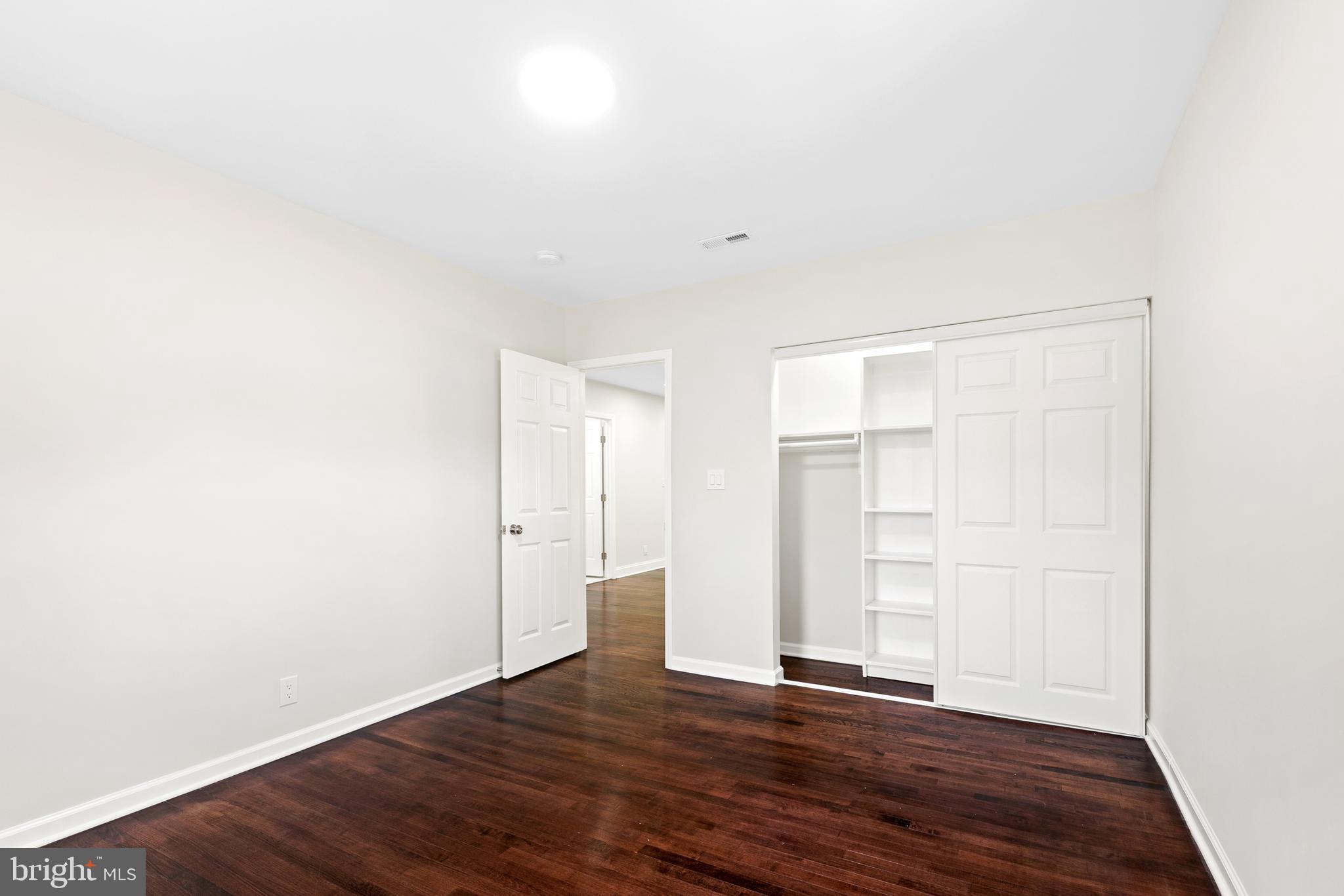 5311 BROWNS PLACE