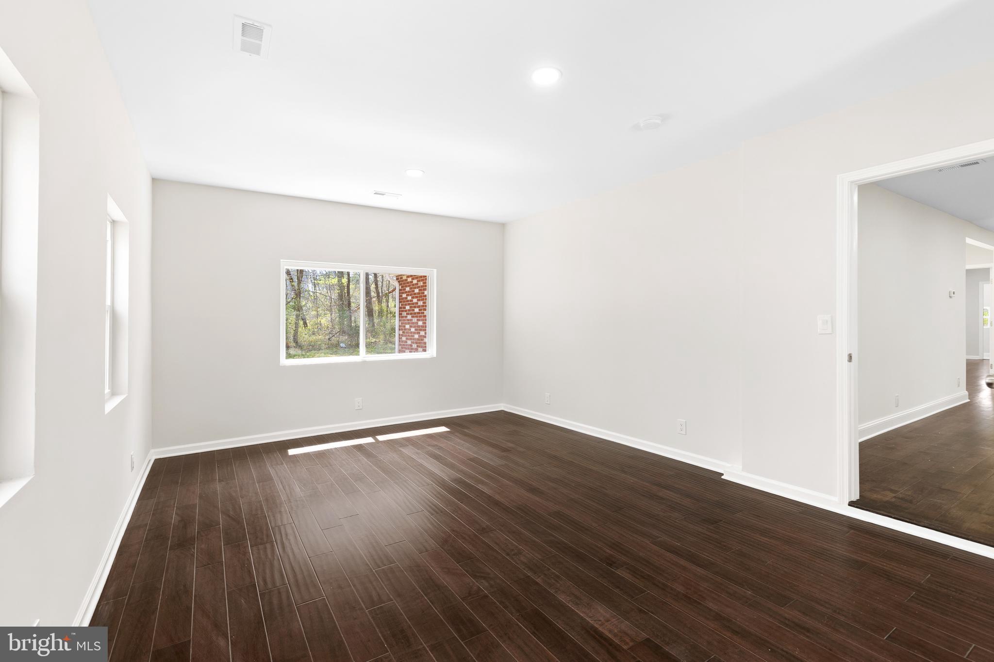 5311 BROWNS PLACE