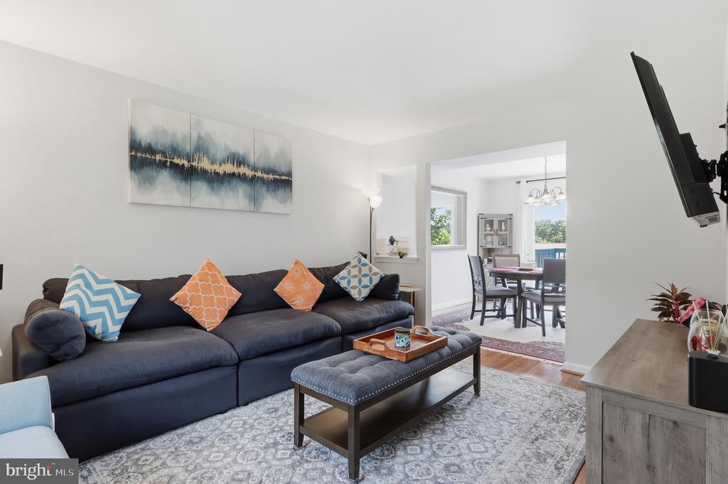 9236 LABELLE LANE
