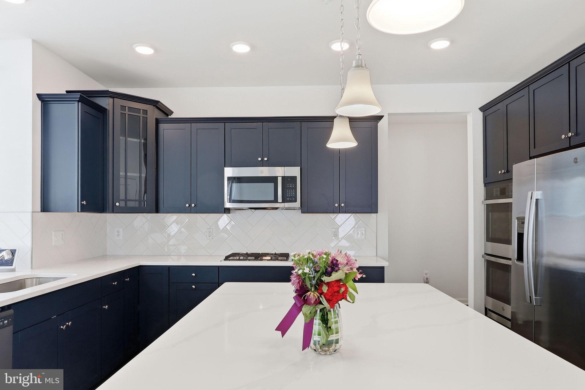 11907 PROSPECT VIEW AVENUE