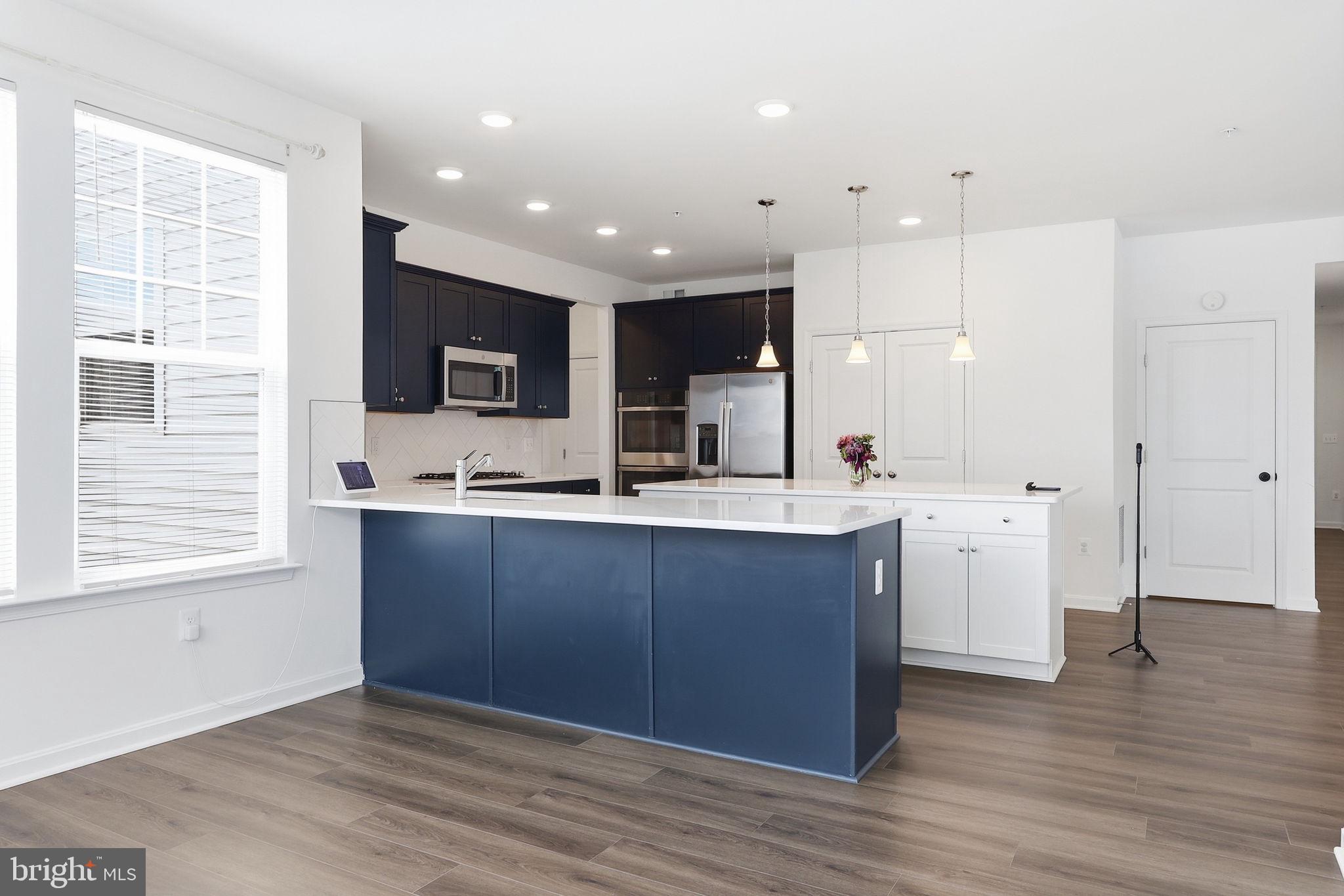 11907 PROSPECT VIEW AVENUE