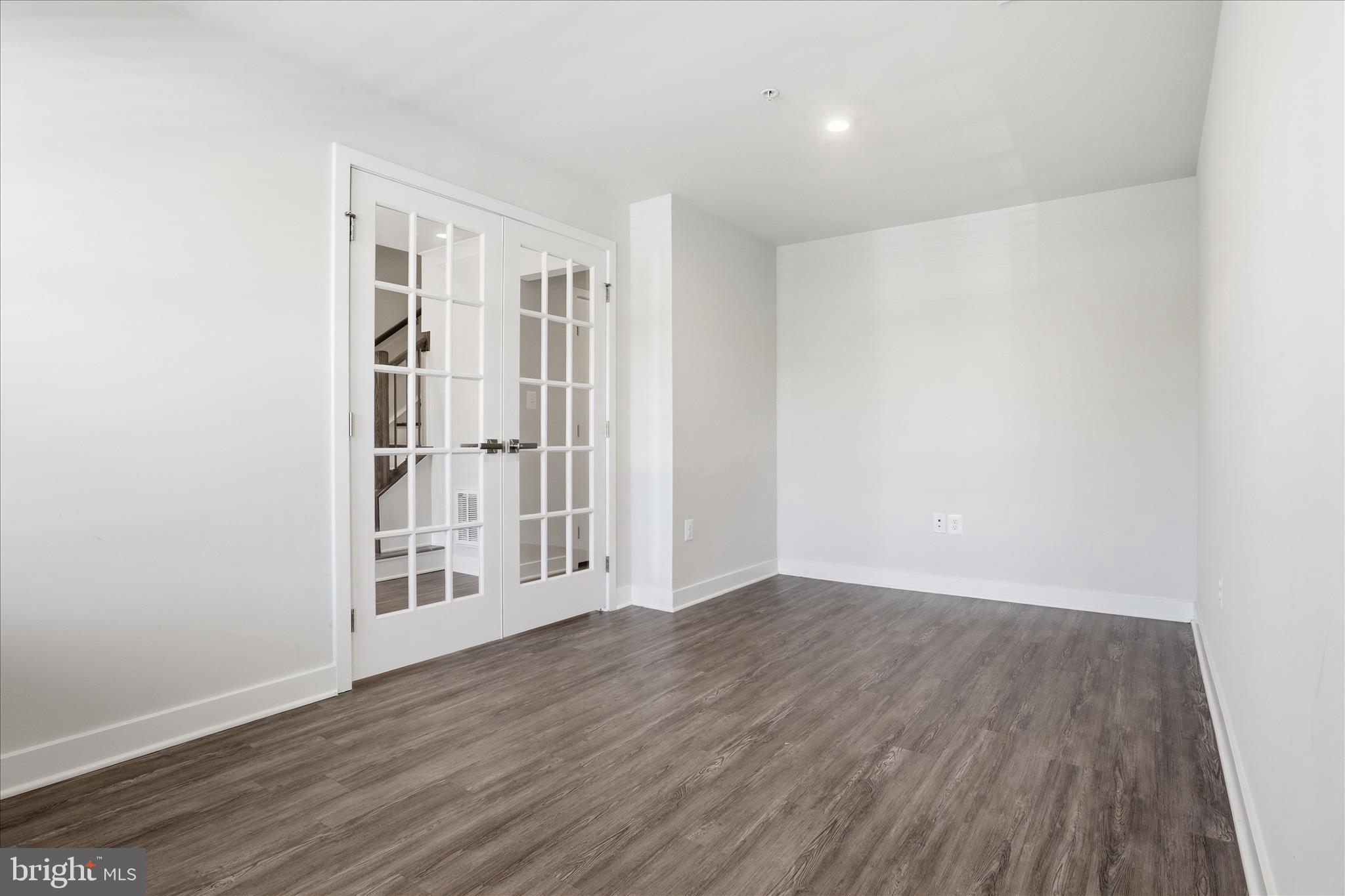 4702 TOWNE PARK ROAD
