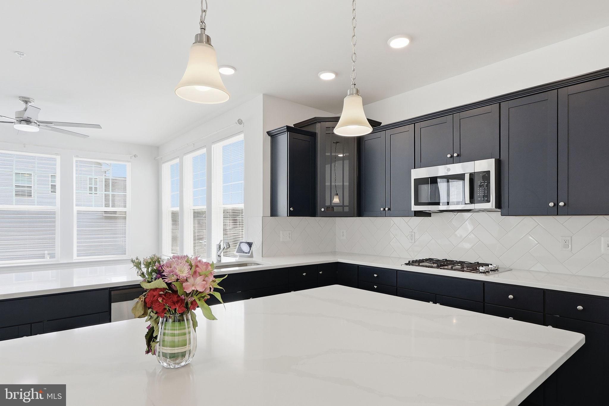11907 PROSPECT VIEW AVENUE