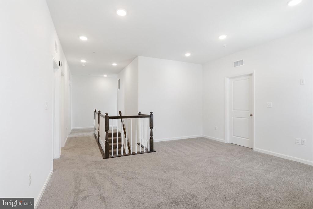 11907 PROSPECT VIEW AVENUE