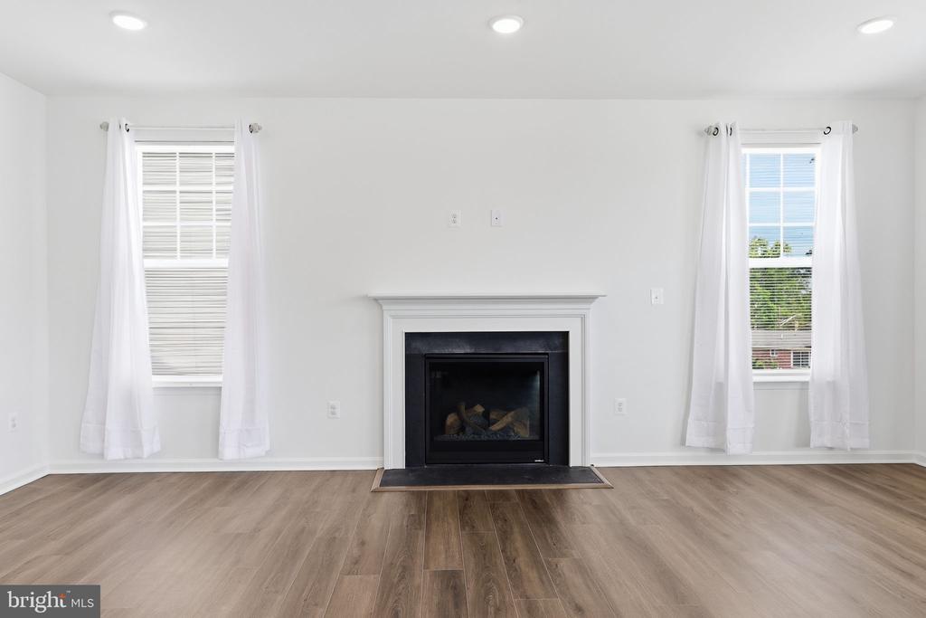11907 PROSPECT VIEW AVENUE