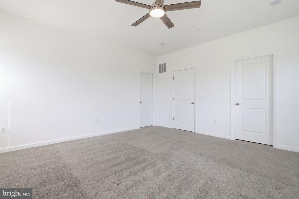 11907 PROSPECT VIEW AVENUE