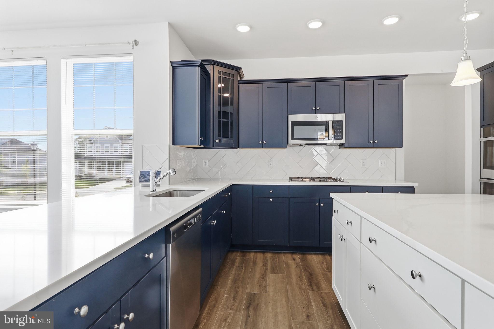 11907 PROSPECT VIEW AVENUE