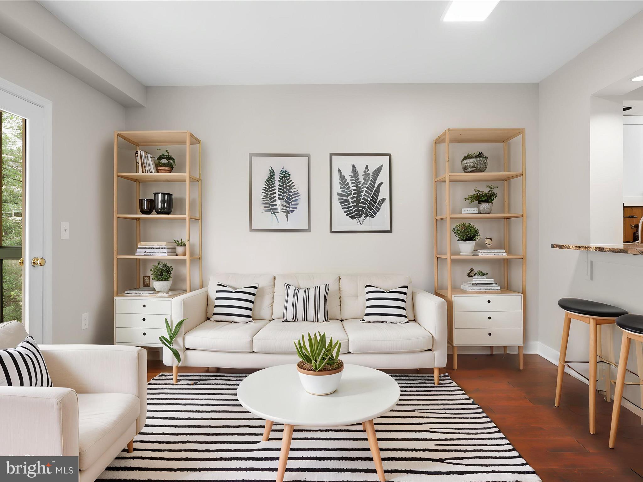 1045 N Utah St #2-404