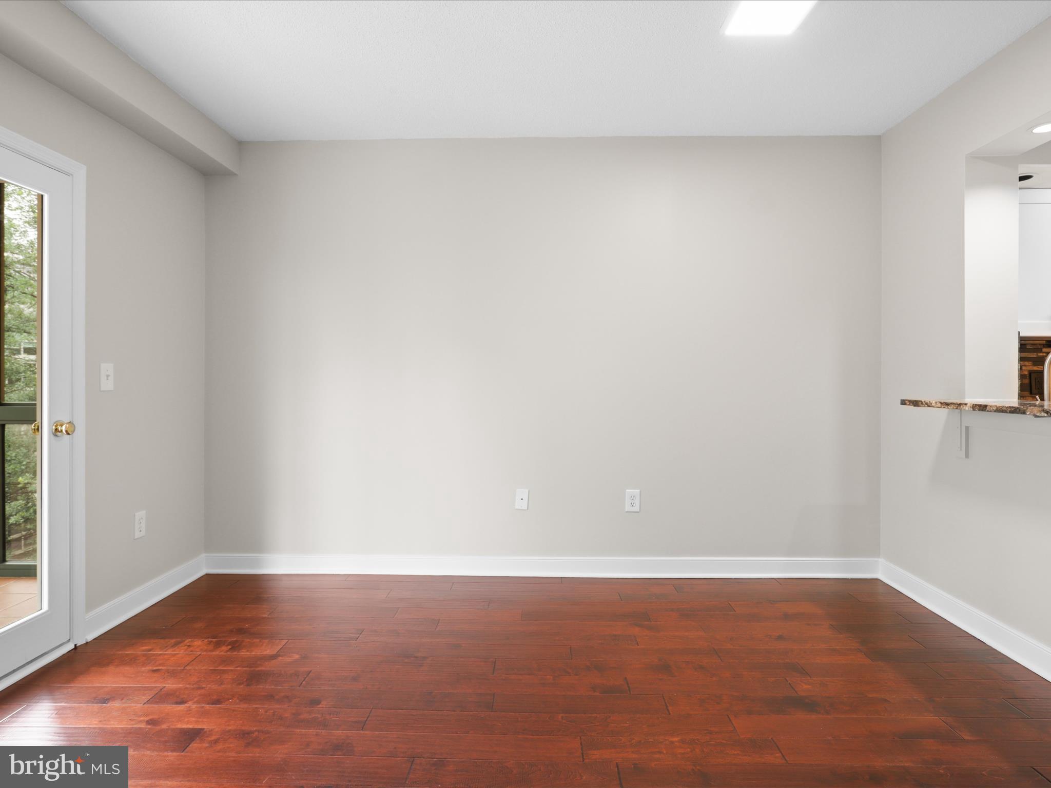 1045 N Utah St #2-404