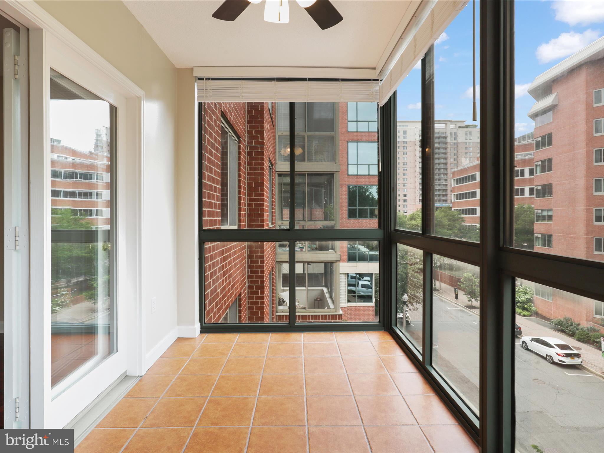 1045 N Utah St #2-404