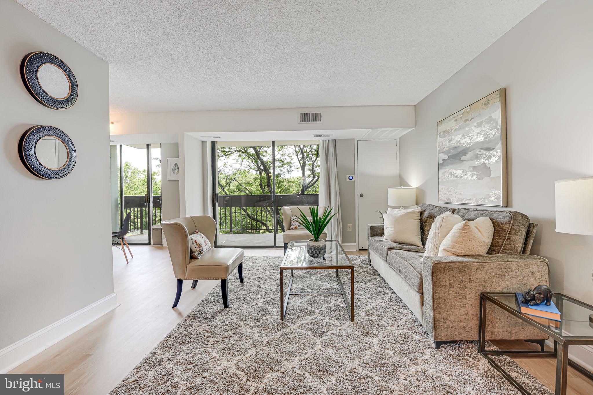 5300 Holmes Run Pkwy #306