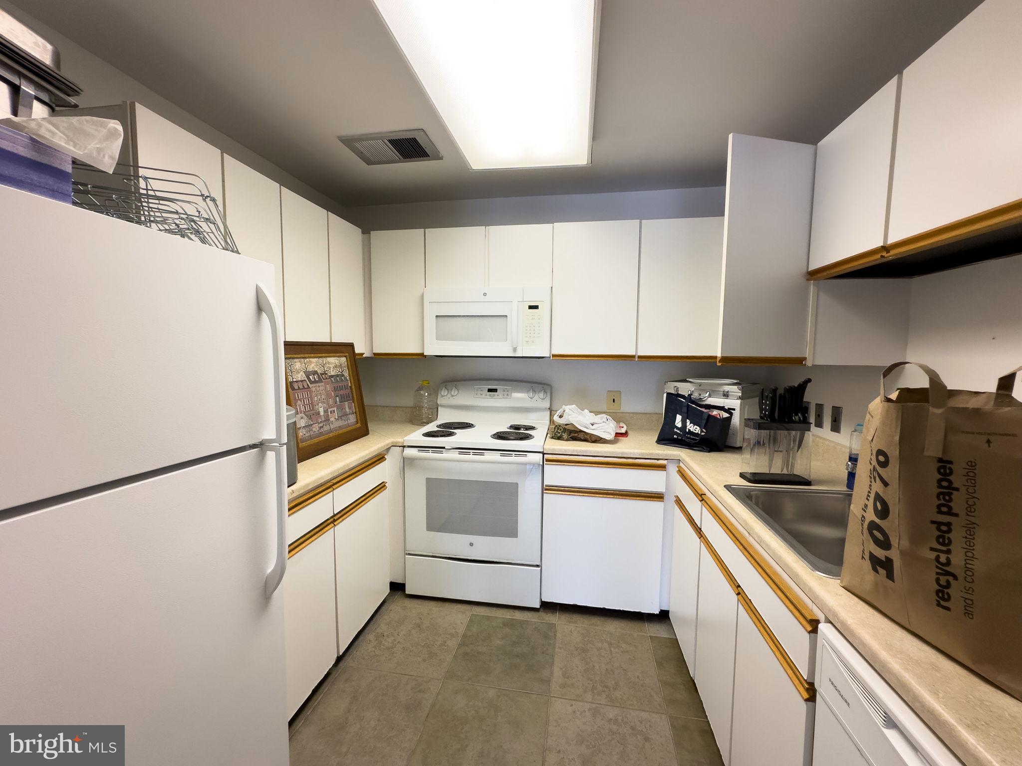 5300 Holmes Run Pkwy #306