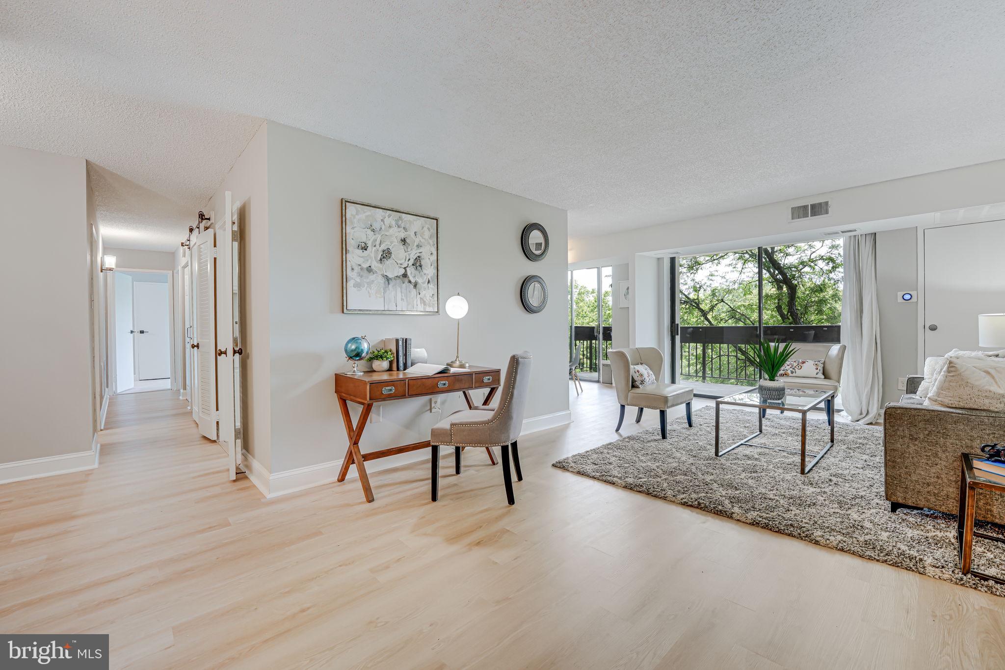 5300 Holmes Run Pkwy #306