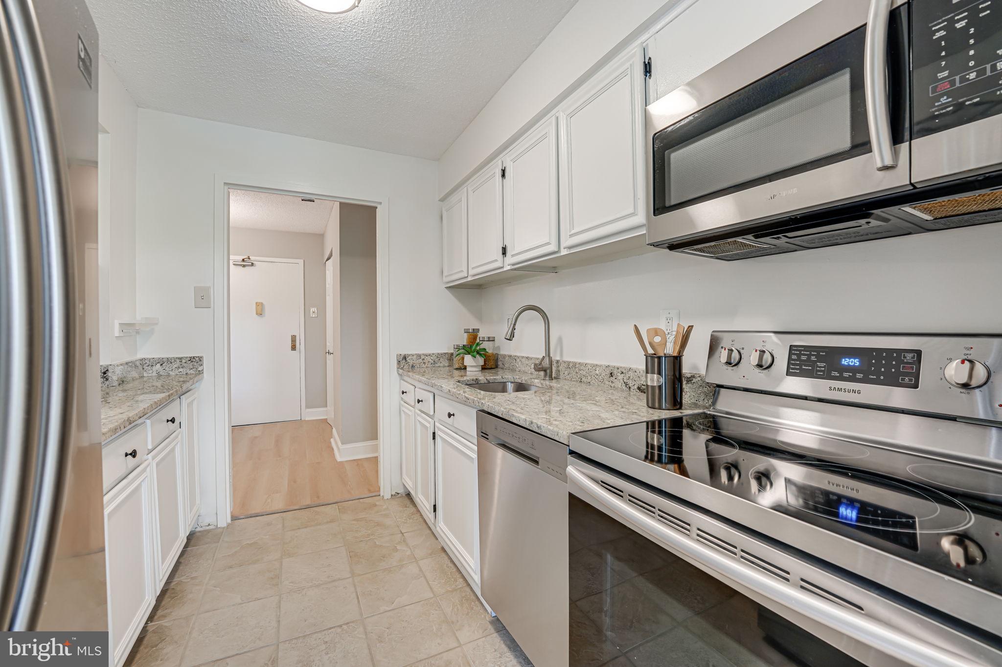 5300 Holmes Run Pkwy #306