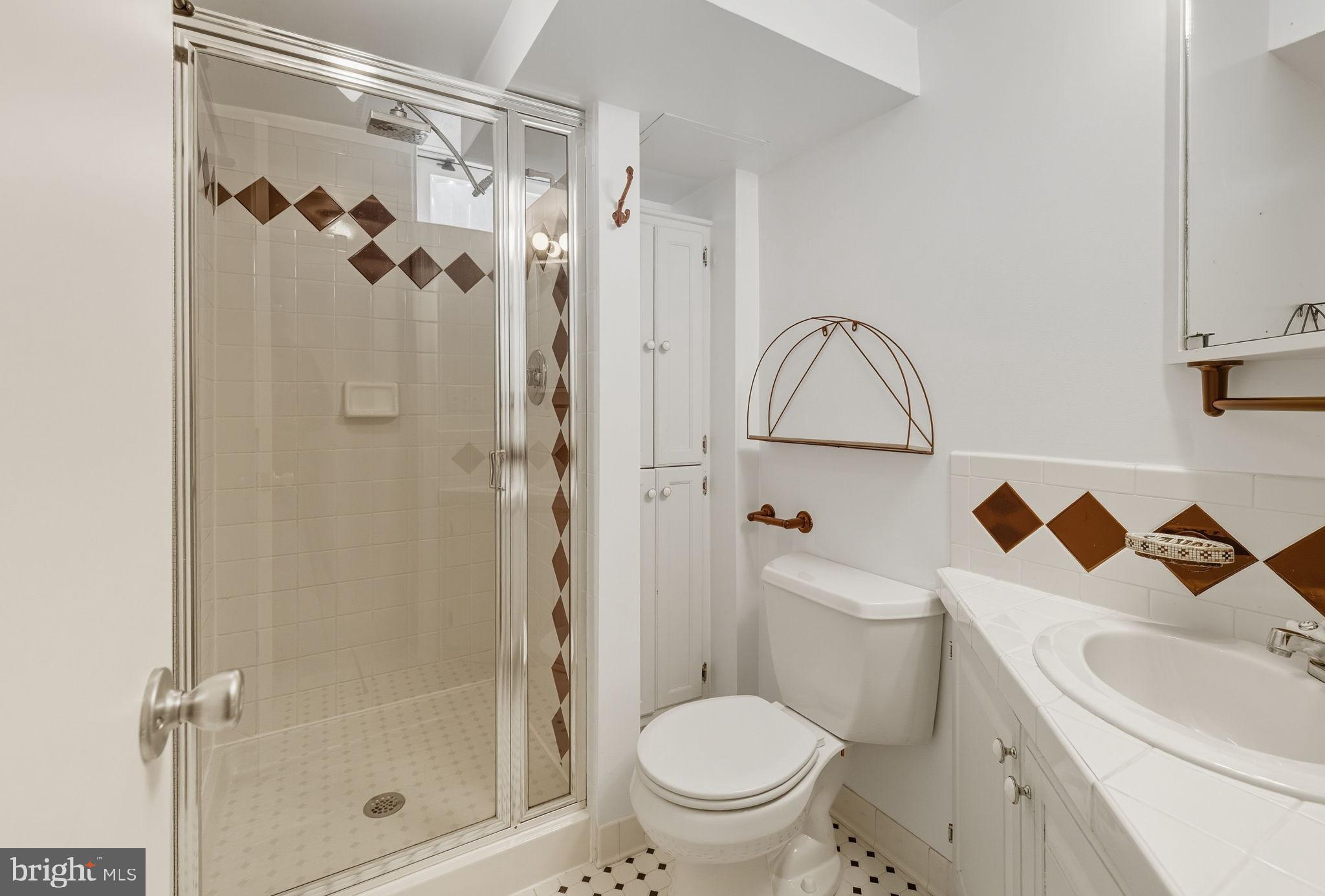 1212 PRINCESS STREET