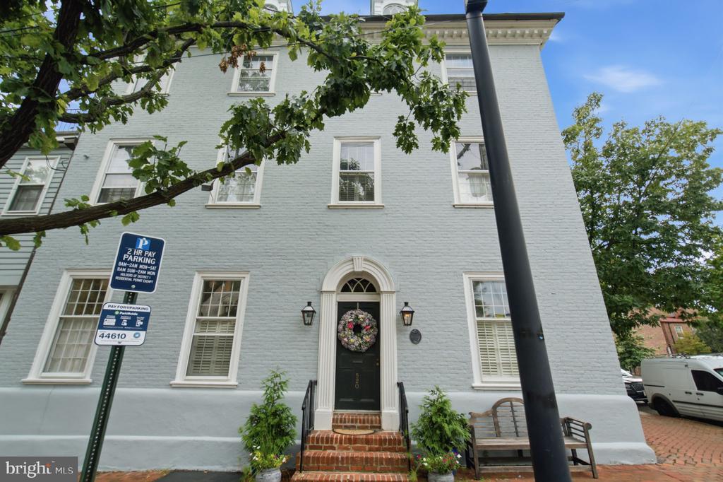 520 PRINCE STREET
