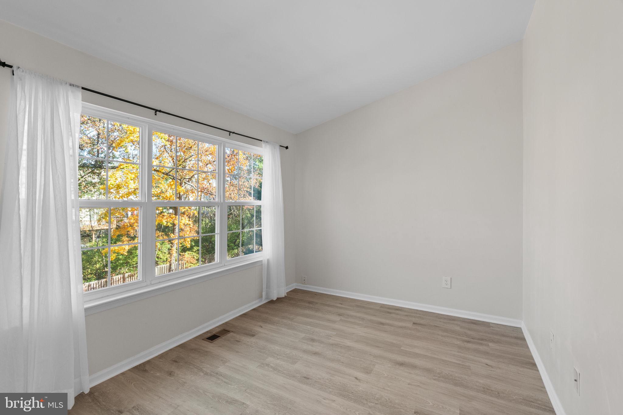 14736 Green Park Way