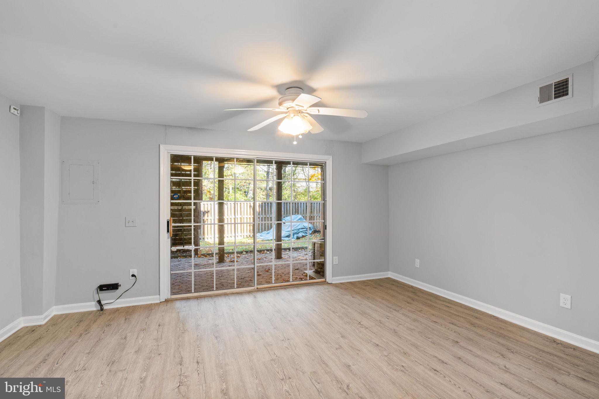 14736 Green Park Way